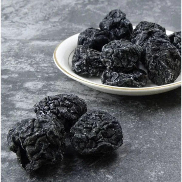 Seedless Black Plum  110g